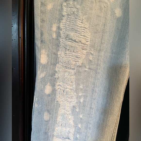 Dollhouse Y2K Rock & Roll Distressed Jeans - Picture 5 of 6